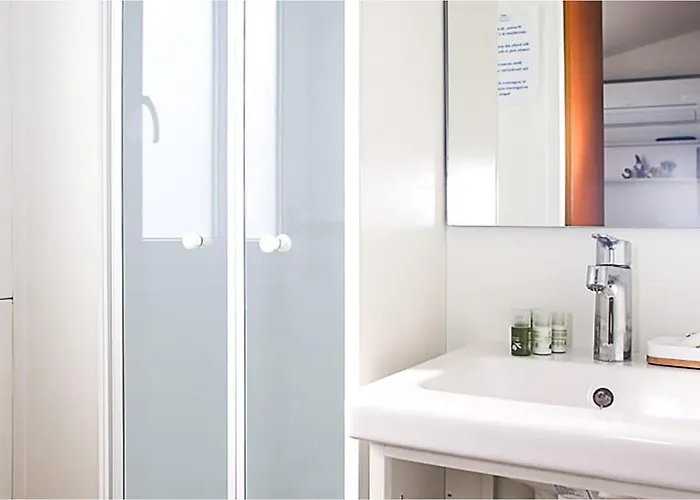 אתר קמפינג Stunning Stacaravan In 3*